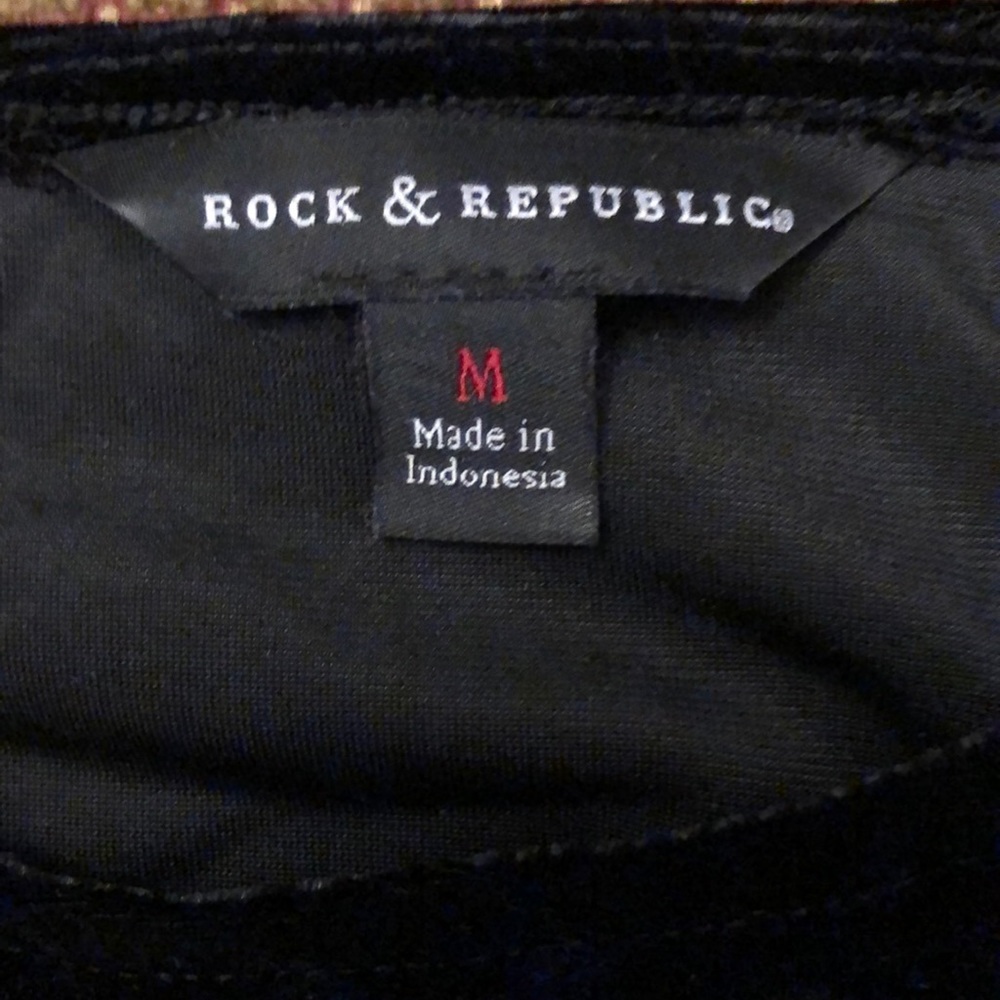 Rock & Republuc Top EUC - Picture 2 of 2
